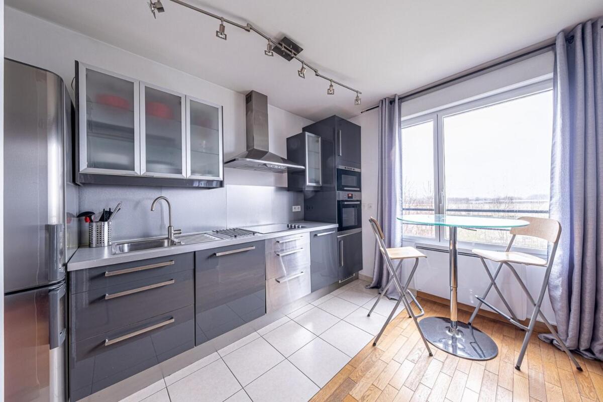 Disney Manhattan Apartment Montevrain Ngoại thất bức ảnh